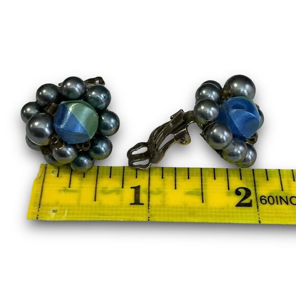 Vintage Classy Silver Tone Blue Green Pearl Bead Cluster Clip On Earrings Marked - Picture 5 of 7